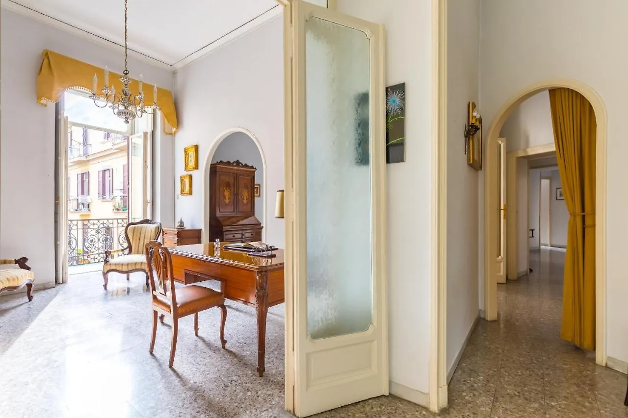 Rettifilo Family Apartment By Wonderful Italy Naples Italy